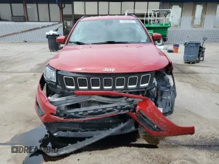 2019 Jeep Compass Latitude with VIN 3C4NJDBB3KT815436, listed as a Copart auction lot 56023625 with 86,529 mi miles and Salvage title. Bid and sale history available at DreamBid. Image 5.