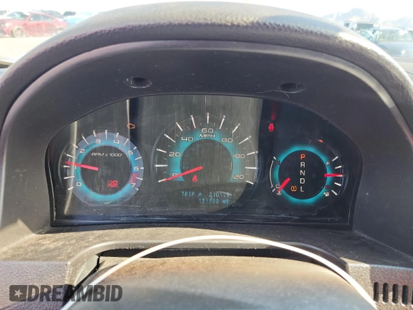 2010 Ford Fusion SE z VIN 3FAHP0HA1AR138892, wystawiony jako Copart lot #59781125 z przebiegiem 157 900 mil mil oraz Szkoda całkowita • Salvage title. Historia ofert i sprzedaży dostępna na DreamBid. Obrazek 9.
