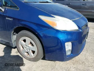 2011 Toyota Prius I with VIN JTDKN3DU9B5325258, listed as a IAAI auction lot 42035913 with 215,429 mi miles. Bid and sale history available at carsss.com. Image 6.