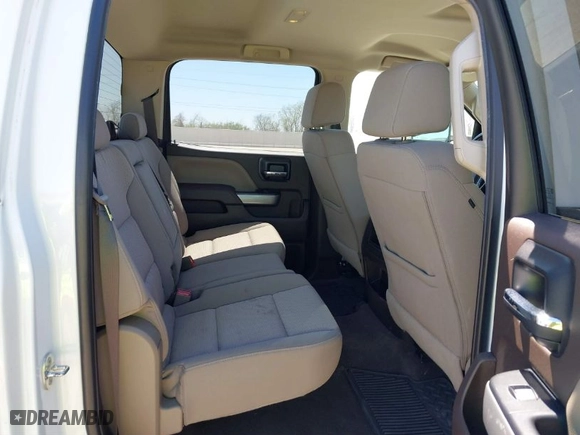 2018 Chevrolet Silverado 2500HD LT with VIN 1GC1KVEG0JF262469, listed as a IAAI auction lot 41835871 with NaN miles. Bid and sale history available at carsss.com. Image 8.