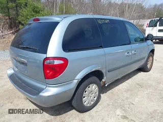 2005 Chrysler Town & Country with VIN 1C4GP45R35B391570, listed as a IAAI auction lot 42051699 with 92,278 mi miles. Bid and sale history available at carsss.com. Image 4.