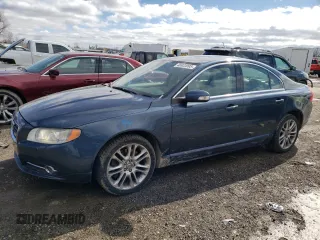 2007 Volvo S80 V8 with VIN YV1AH852X71026271, listed as a Copart auction lot 46933095 with 161,484 mi miles and Salvage Title. Bid and sale history available at carsss.com. Image 1.