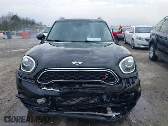 2017 MINI Countryman Cooper S with VIN WMZYT3C34H3D98585, listed as a IAAI auction lot 41752740 with 58,381 mi miles. Bid and sale history available at carsss.com. Image 13.