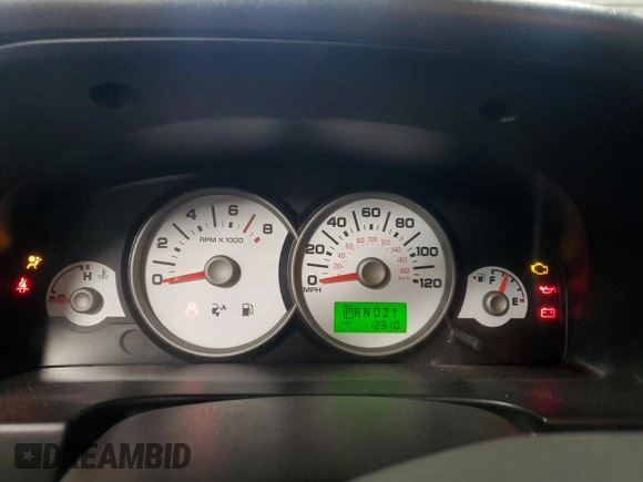 2006 Ford Escape XLT with VIN 1FMCU03106KA18187, listed as a Copart auction lot 56409005 with 112,310 mi miles and Non repairable. Bid and sale history available at DreamBid. Image 9.