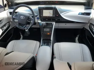 2020 Toyota Mirai with VIN JTDBVRBD7LA008027, listed as a Copart auction lot 55421815 with 27,906 mi miles and Salvage title. Bid and sale history available at DreamBid. Image 8.