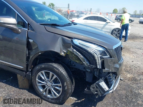 2020 Cadillac XT5 Premium Luxury FWD with VIN 1GYKNCRS0LZ220006, listed as a IAAI auction lot 41985265 with 47,464 mi miles and . Bid and sale history available at carsss.com. Image 6.
