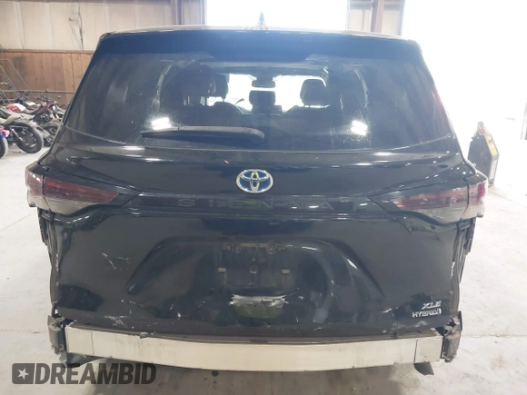 2023 Toyota Sienna XLE z VIN 5TDYRKEC5PS148076, wystawiony jako IAAI lot #42154673 z przebiegiem 169 197 mil mil oraz . Historia ofert i sprzedaży dostępna na DreamBid. Obrazek 6.