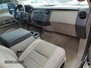2008 Ford F-350 XL with VIN 1FTWX31528ED11395, listed as a Copart auction lot 43812455 with 215,029 mi miles and Salvage Title. Bid and sale history available at DreamBid. Image 8.