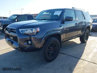 2022 Toyota 4Runner SR5 Premium with VIN JTENU5JR8N5976070, listed as a IAAI auction lot 41020850 with 29,666 mi miles. Bid and sale history available at carsss.com. Image 17.