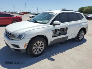 2018 Volkswagen Tiguan S z VIN 3VV0B7AX7JM065958, wystawiony jako Copart lot #57598015 z przebiegiem 97 360 mil mil oraz Szkoda całkowita • Salvage title. Historia ofert i sprzedaży dostępna na DreamBid. Obrazek 1.