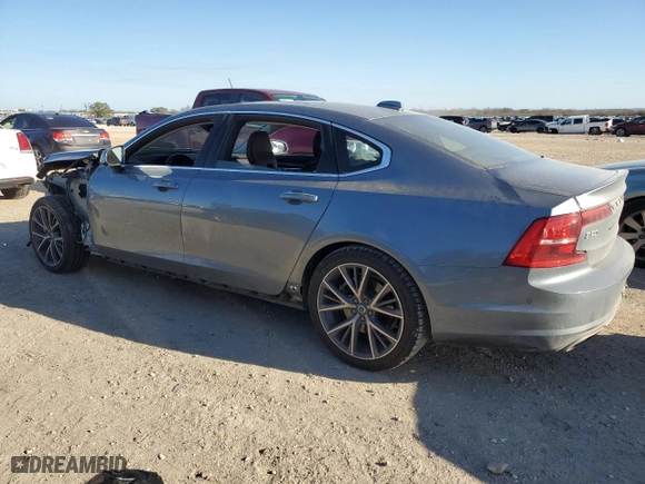 2019 Volvo S90 Momentum with VIN LVY102AK1KP110090, listed as a Copart auction lot 46359735 with 61,079 mi miles and Salvage Title. Bid and sale history available at carsss.com. Image 2.