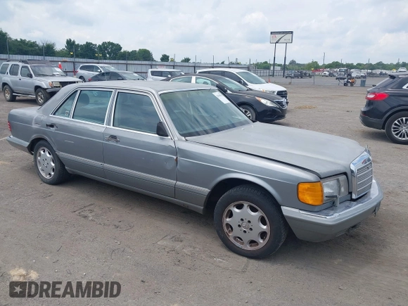 1987 Mercedes-Benz 300 SDL z VIN WDBCB25D6HA329689, wystawiony jako IAAI lot #42438703 z przebiegiem 237 677 mil mil oraz . Historia ofert i sprzedaży dostępna na DreamBid. Obrazek 1.