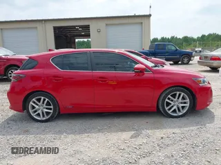 2014 Lexus CT 200h z VIN JTHKD5BH0E2192432, wystawiony jako IAAI lot #42422001 z przebiegiem 138 399 mil mil oraz . Historia ofert i sprzedaży dostępna na DreamBid. Obrazek 13.