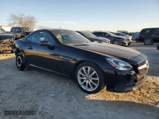 2020 Mercedes-Benz SLC with VIN W1KPK3JA2LF170126, listed as a Copart auction lot 88535245 with 60,141 mi miles and Salvage Title. Bid and sale history available at carsss.com. Image 4.