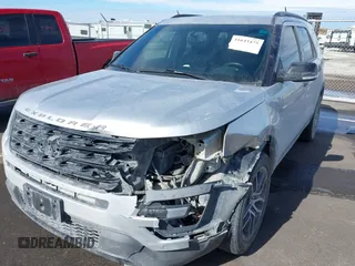 2016 Ford Explorer Sport with VIN 1FM5K8GT2GGB06056, listed as a IAAI auction lot 41643475 with 186,755 mi miles and . Bid and sale history available at carsss.com. Image 6.