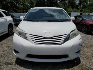2015 Toyota Sienna LE AAS with VIN 5TDKK3DC1FS660904, listed as a Copart auction lot 61418275 with 132,056 mi miles and Salvage title. Bid and sale history available at DreamBid. Image 5.