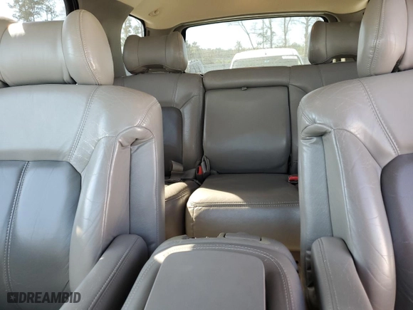 2001 GMC Yukon Denali with VIN 1GKEK63U61J250991, listed as a Copart auction lot 49702685 with 234,860 mi miles and Clean Title. Bid and sale history available at carsss.com. Image 10.