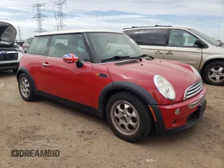 2005 MINI Hardtop with VIN WMWRC33475TC59069, listed as a Copart auction lot 51551605 with 87,900 mi miles and Clean title. Bid and sale history available at DreamBid. Image 4.