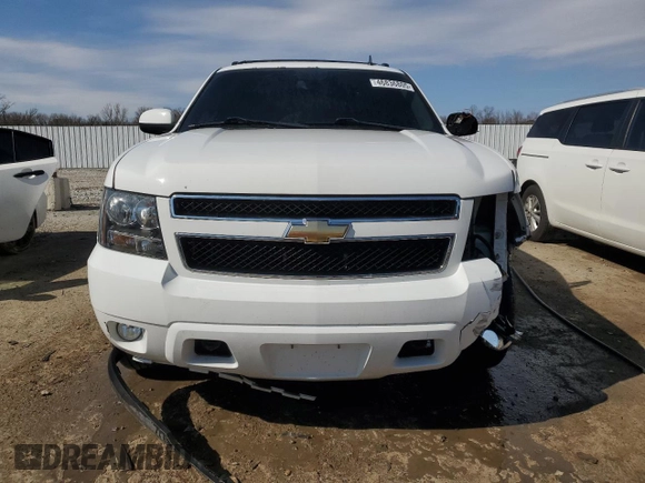 2011 Chevrolet Avalanche LT with VIN 3GNTKFE3XBG368334, listed as a Copart auction lot 46836805 with 127,269 mi miles and Salvage title. Bid and sale history available at DreamBid. Image 5.