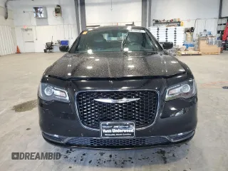 2020 Chrysler 300 S with VIN 2C3CCAGG8LH156319, listed as a Copart auction lot 74512214 with 79,638 mi miles and Salvage Title. Bid and sale history available at DreamBid. Image 5.