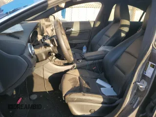 2017 Mercedes-Benz CLA 250 z VIN WDDSJ4EB4HN426351, wystawiony jako Copart lot #89305835 z przebiegiem Nie podano mil oraz Tytuł czysty. Historia ofert i sprzedaży dostępna na DreamBid. Obrazek 7.