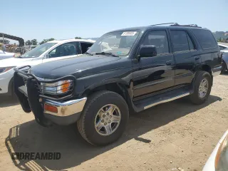 1998 Toyota 4Runner SR5 z VIN JT3GN86R2W0068947, wystawiony jako Copart lot #61306905 z przebiegiem 205 753 mil mil oraz Szkoda całkowita • Salvage title. Historia ofert i sprzedaży dostępna na DreamBid. Obrazek 1.