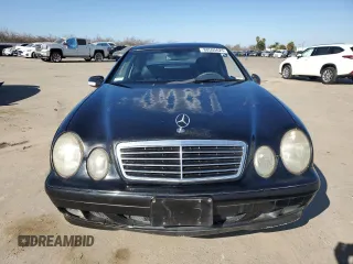 2002 Mercedes-Benz CLK 320/430 with VIN WDBLJ65G22T121261, listed as a Copart auction lot 88505625 with 208,243 mi miles and Salvage Title. Bid and sale history available at DreamBid. Image 5.
