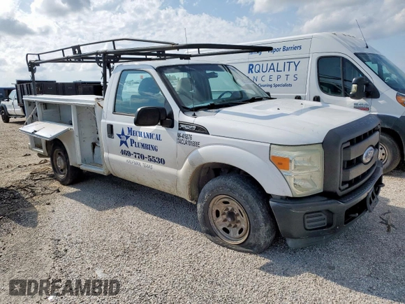 2011 Ford F-250 XL with VIN 1FTBF2A64BEA64604, listed as a Copart auction lot 60738135 with 194,087 mi miles and Salvage title. Bid and sale history available at DreamBid. Image 4.