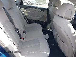 2015 Hyundai Sonata SE z VIN 5NPE24AF7FH158728, wystawiony jako IAAI lot #41841372 z przebiegiem 128 948 mil mil oraz . Historia ofert i sprzedaży dostępna na DreamBid. Obrazek 8.