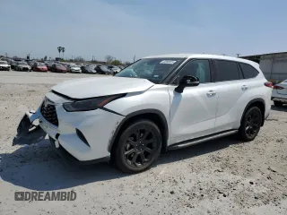 2022 Toyota Highlander L with VIN 5TDCZRAH8NS559649, listed as a Copart auction lot 48995005 with 51,958 mi miles and Salvage title. Bid and sale history available at DreamBid. Image 1.
