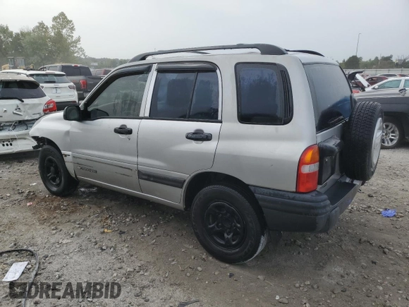 2002 Chevrolet Tracker with VIN 2CNBE13C926934704, listed as a Copart auction lot 70717194 with 189,076 mi miles and Salvage title. Bid and sale history available at DreamBid. Image 2.