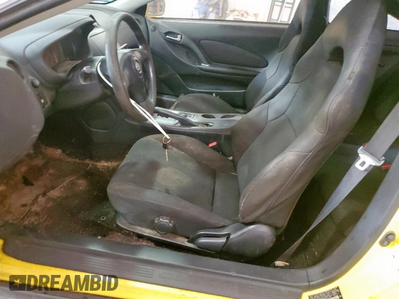 2005 Toyota Celica GT z VIN JTDDR32T750181878, wystawiony jako Copart lot #60560855 z przebiegiem 213 249 mil mil oraz Czysty tytuł • Clean title. Historia ofert i sprzedaży dostępna na DreamBid. Obrazek 7.