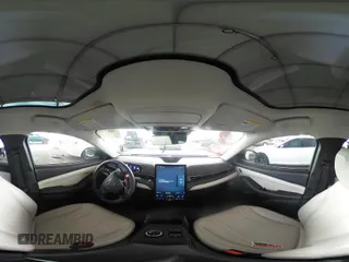 2021 Ford Mustang Mach-E Premium с VIN 3FMTK3SU6MMA27937, выставлен на аукционе IAAI как лот 42033076 с пробегом 90 743 миль миль и . История ставок и продаж доступна на DreamBid. Изображение 19.