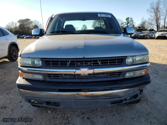 1999 Chevrolet Silverado 1500 LT with VIN 2GCEK19T7X1100369, listed as a Copart auction lot 86179684 with 241,214 mi miles and Salvage Title. Bid and sale history available at carsss.com. Image 5.