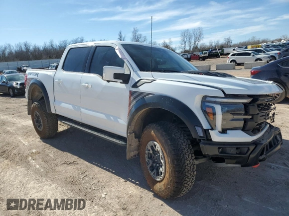 2024 Ford F-150 Raptor with VIN 1FTFW1RJ9RFB89090, listed as a Copart auction lot 43642975 with 5,164 mi miles and Salvage Title. Bid and sale history available at DreamBid. Image 4.