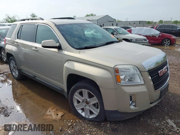 2012 GMC Terrain SLT-1 with VIN 2GKFLVEK8C6354633, listed as a IAAI auction lot 42170111 with 151,130 mi miles. Bid and sale history available at carsss.com. Image 1.