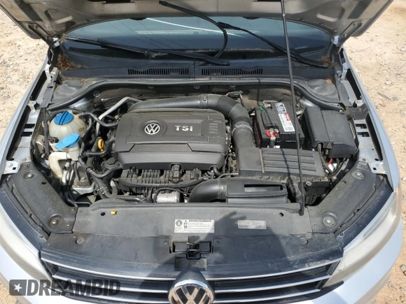 2015 Volkswagen Jetta SE z VIN 3VWD17AJ4FM221246, wystawiony jako Copart lot #54321255 z przebiegiem 172 906 mil mil oraz Szkoda całkowita • Salvage title. Historia ofert i sprzedaży dostępna na DreamBid. Obrazek 11.