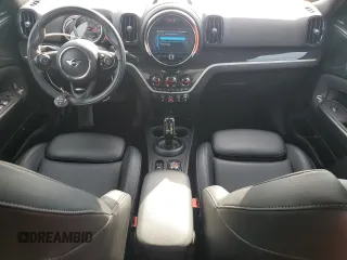 2020 MINI Countryman Cooper S with VIN WMZYX1C01L3L92456, listed as a Copart auction lot 48169145 with 43,433 mi miles and Salvage title. Bid and sale history available at DreamBid. Image 8.