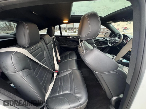 2018 Mercedes-Benz GLE 63 S AMG z VIN 4JGED7FB0JA100375, wystawiony jako Copart lot #88870795 z przebiegiem 87 859 mil mil oraz Czysty tytuł • Clean title. Historia ofert i sprzedaży dostępna na DreamBid. Obrazek 6.