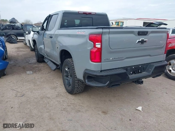 2024 Chevrolet Silverado 1500 LT Trail Boss with VIN 3GCUDFED1RG397733, listed as a IAAI auction lot 41283622 with 4,016 mi miles. Bid and sale history available at carsss.com. Image 3.