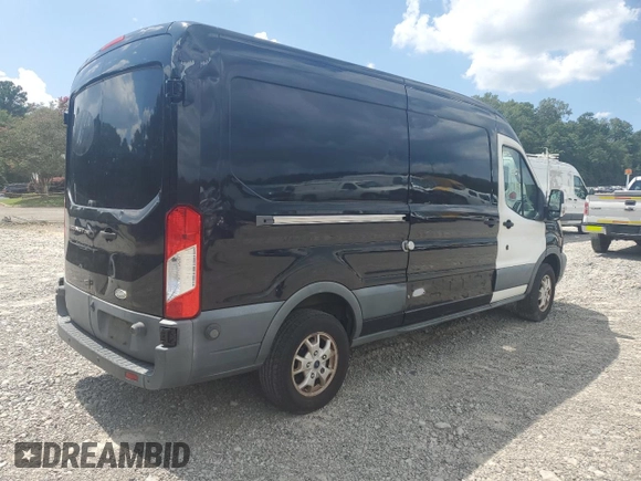 2015 Ford Transit Cargo with VIN 1FTYR2CM6FKA69923, listed as a Copart auction lot 61405695 with 185,372 mi miles and Clean title. Bid and sale history available at DreamBid. Image 3.