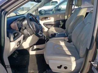 2017 Chrysler Pacifica Touring L Plus с VIN 2C4RC1EG7HR578348, выставлен на аукционе Copart как лот 57401415 с пробегом 158 176 миль миль и Списание • Salvage title. История ставок и продаж доступна на DreamBid. Изображение 7.