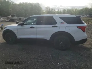 2023 Ford Police Interceptor Utility z VIN 1FM5K8AW2PNA09146, wystawiony jako Copart lot #54661945 z przebiegiem 30 981 mil mil oraz Czysty tytuł • Clean title. Historia ofert i sprzedaży dostępna na DreamBid. Obrazek 2.