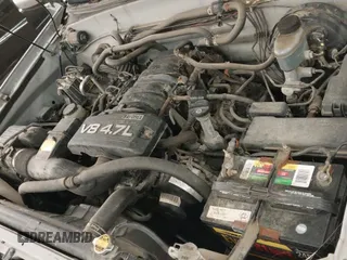 2006 Toyota Sequoia SR5 with VIN 5TDBT44A66S266400, listed as a IAAI auction lot 43134081 with 213,199 mi miles and . Bid and sale history available at DreamBid. Image 12.