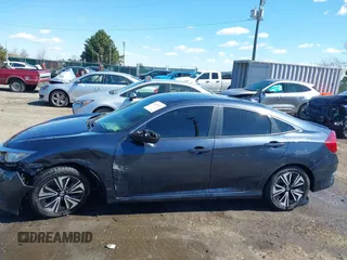 2017 Honda Civic Sedan EX-L with VIN 19XFC1F71HE029540, listed as a IAAI auction lot 41878037 with 82,064 mi miles. Bid and sale history available at carsss.com. Image 15.