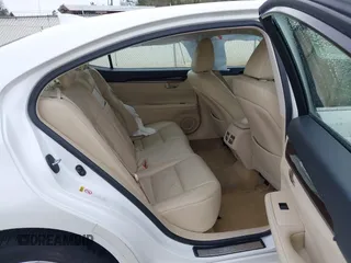 2015 Lexus ES 330 with VIN JTHBK1GGXF2209513, listed as a IAAI auction lot 41910570 with 141,084 mi miles and . Bid and sale history available at DreamBid. Image 8.