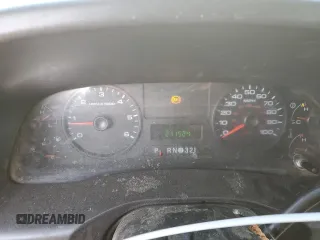 2005 Ford F-250 XL с VIN 1FTNX205X5EC21432, выставлен на аукционе Copart как лот 56248025 с пробегом 211 524 миль миль и Списание • Salvage title. История ставок и продаж доступна на DreamBid. Изображение 9.