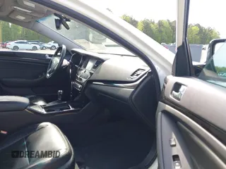 2014 Kia Cadenza Limited with VIN KNALN4D70E5146919, listed as a IAAI auction lot 41943135 with 167,450 mi miles. Bid and sale history available at carsss.com. Image 5.