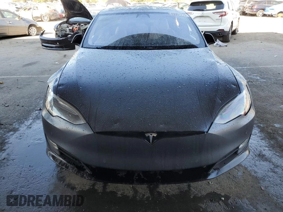 2018 Tesla Model S 75D with VIN 5YJSA1E48JF254615, listed as a Copart auction lot 49901715 with 109,694 mi miles and Salvage title. Bid and sale history available at DreamBid. Image 5.