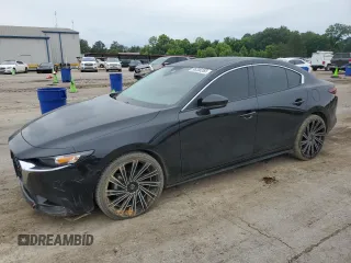 2021 Mazda 3 Preferred z VIN 3MZBPACL6MM252318, wystawiony jako Copart lot #56208265 z przebiegiem 81 112 mil mil oraz Szkoda całkowita • Salvage title. Historia ofert i sprzedaży dostępna na DreamBid. Obrazek 1.